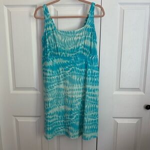 Lands End Women’s tummy control swim dress with pockets size 10 blue tie dye
